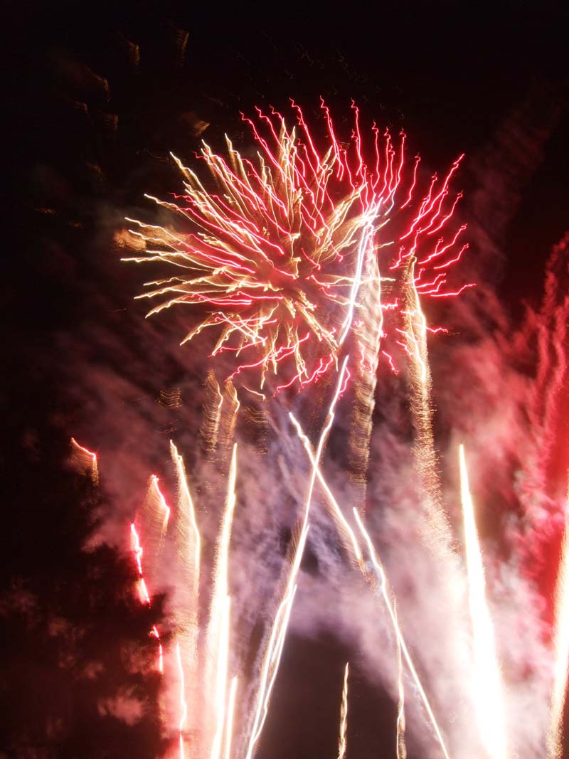 photo of fireworks at the July 4, 2012 Concert and Fireworks Show